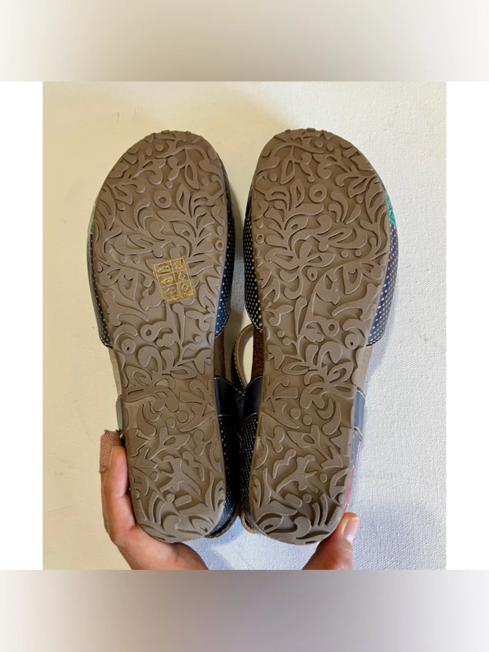 L’Artiste Lizzie Rose leather navy blue closed toe wedge sandals US 8.5 - Picture 4 of 7